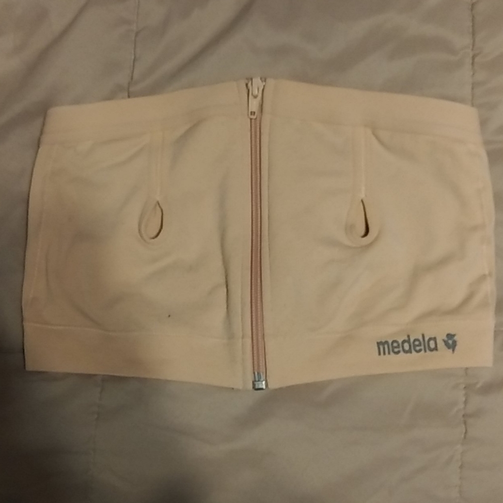 Breastpumping Bra holder